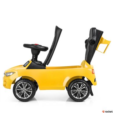 Машинка-каталка толокар с ручкой BMW Желтая